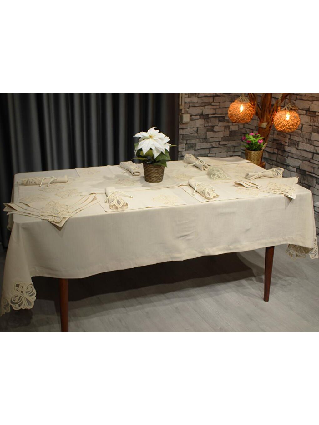 Kahverengi Fransız Dantelli El İşi Sırma 34 Parça Amerikan Servis Seti Cappucino-2