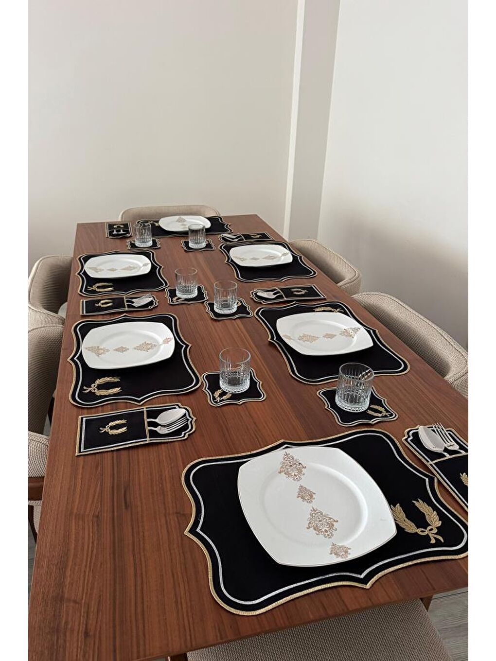 Edalım Keten Nakışlı Amerikan Servis Takımı 19 Parça Siyah-4