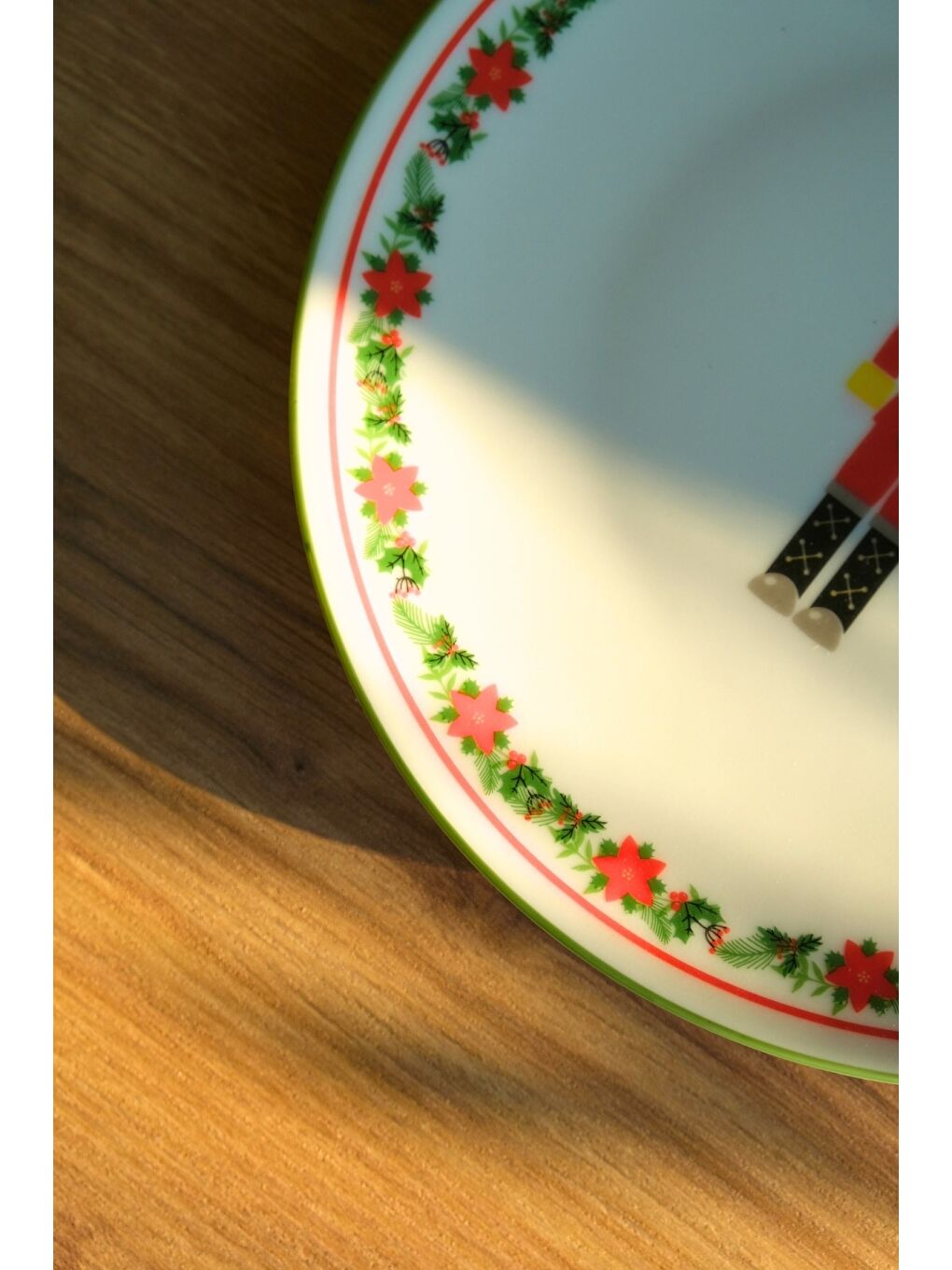 Karışık Porselen Kurşun Asker Pasta Tabağı Yeşil Fileli 20,50cm-2