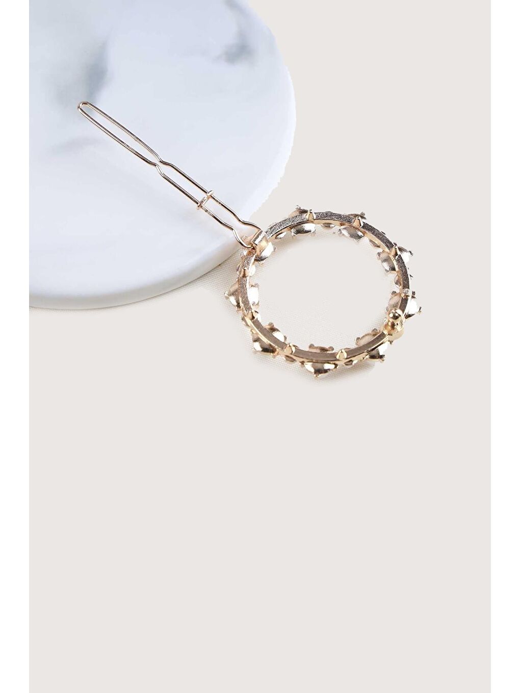 Beyaz İnci Detaylı Yuvarlak Klipsli Toka-4