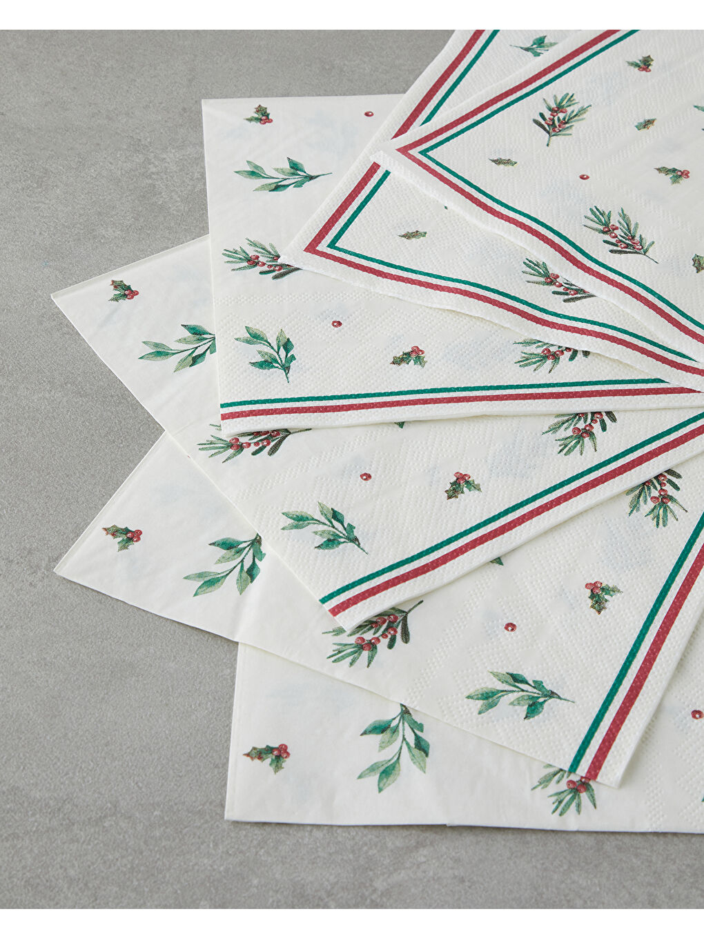 Beyaz Florise 20'li Kağıt Peçete 33x33 cm Renkli-1