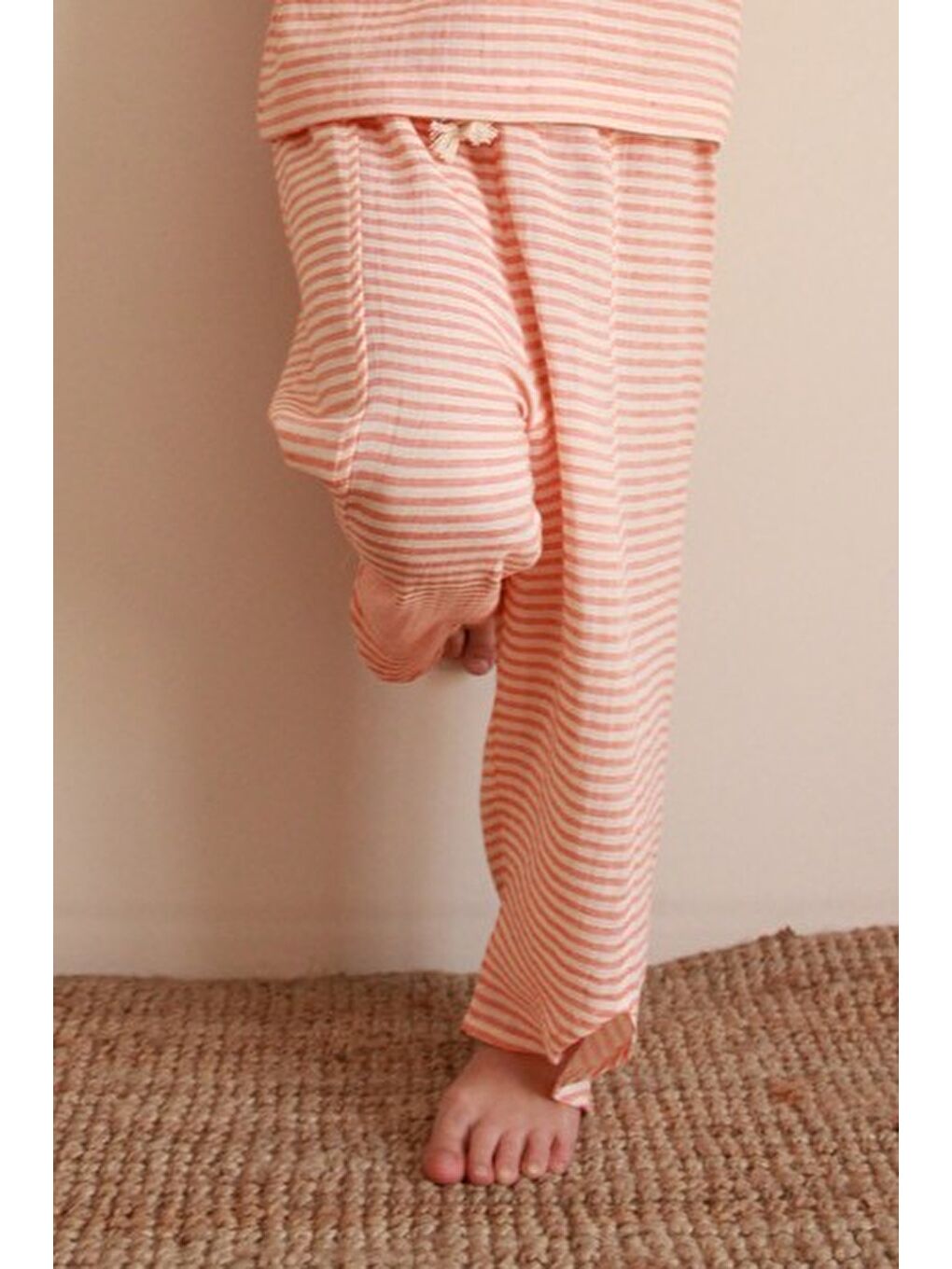 Turuncu Paça Detaylı Pantolon-3