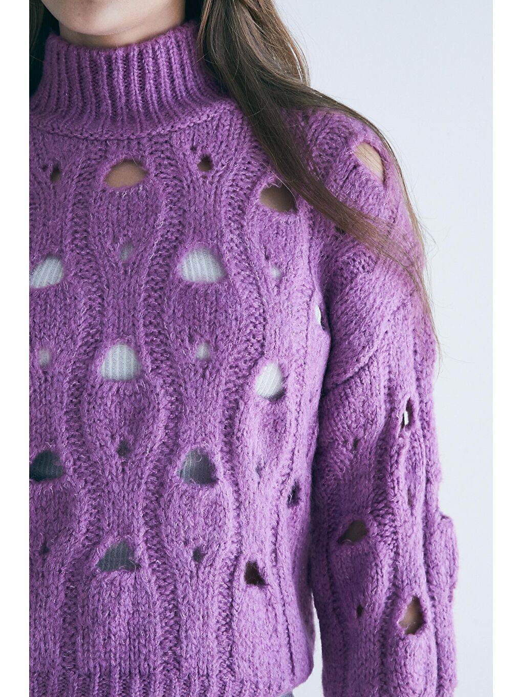 Mor Dik Yakali Delik Jakar Detaylı Kazak-5