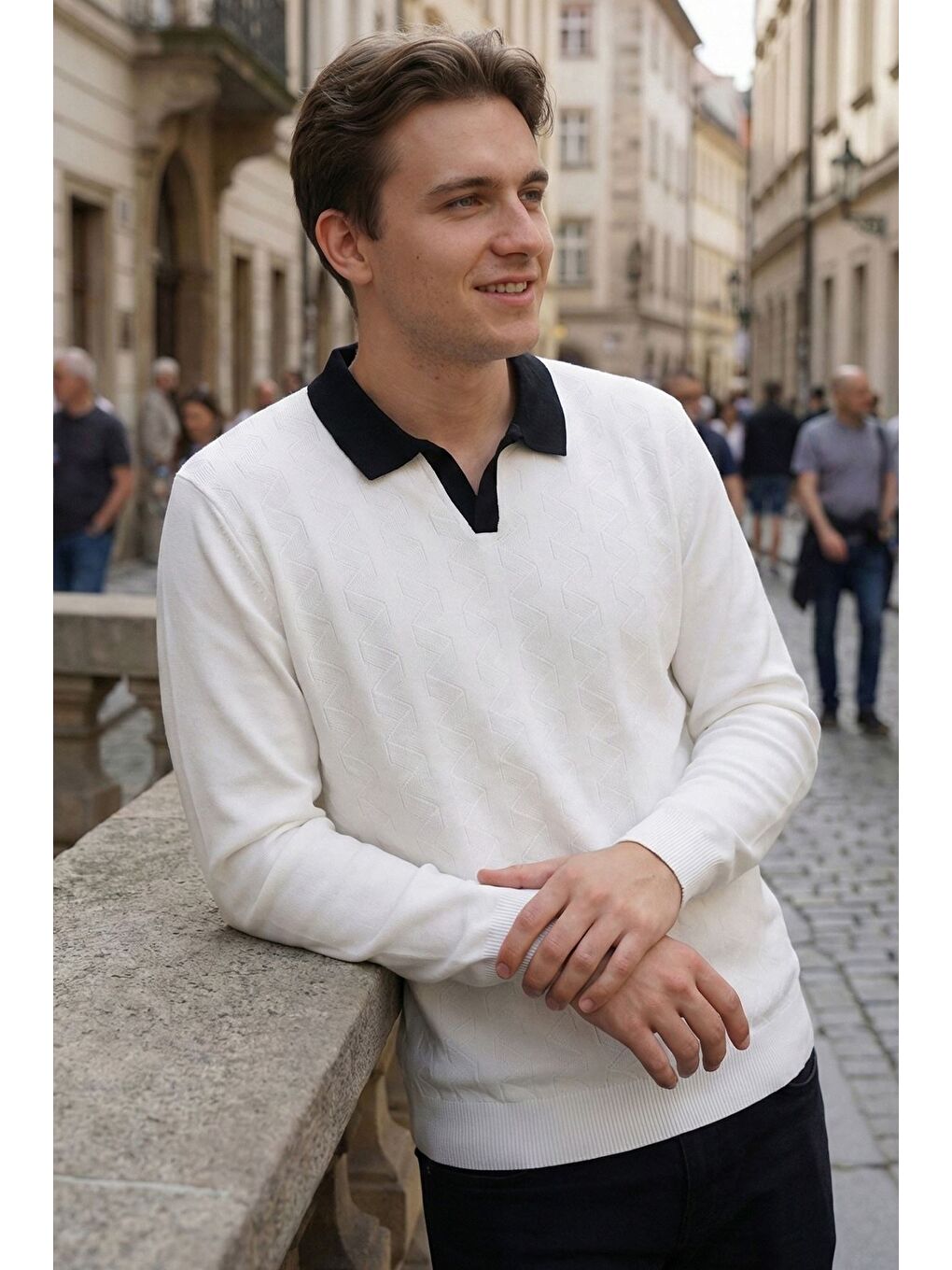 Ekru Kendinden Desenli Polo Yaka Erkek Triko Kazak