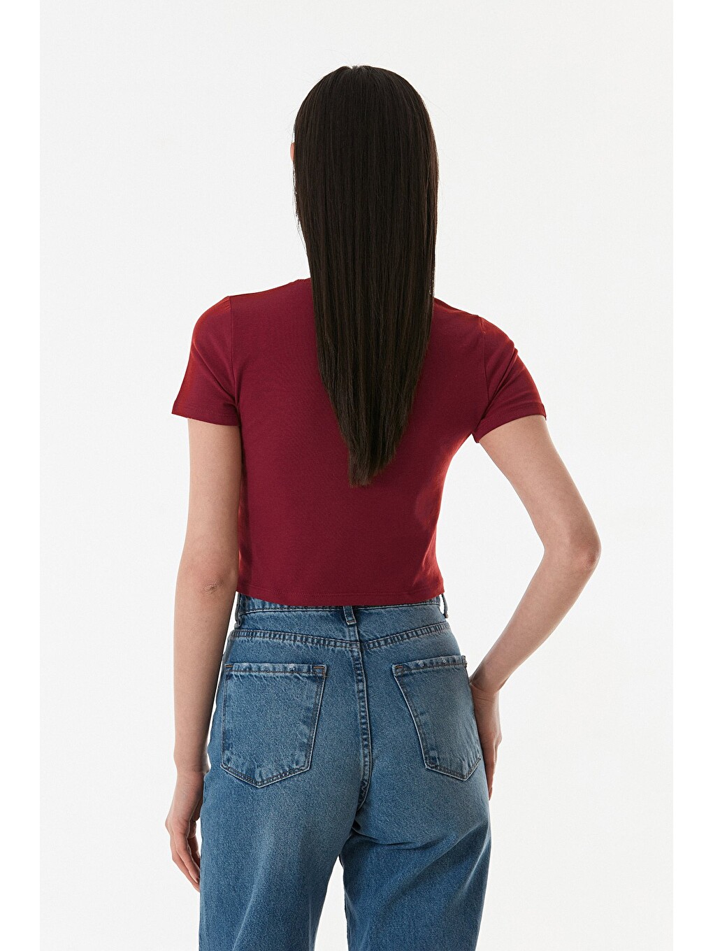 Bordo Kalp Nakışlı Bisiklet Yaka Crop Tişört-3