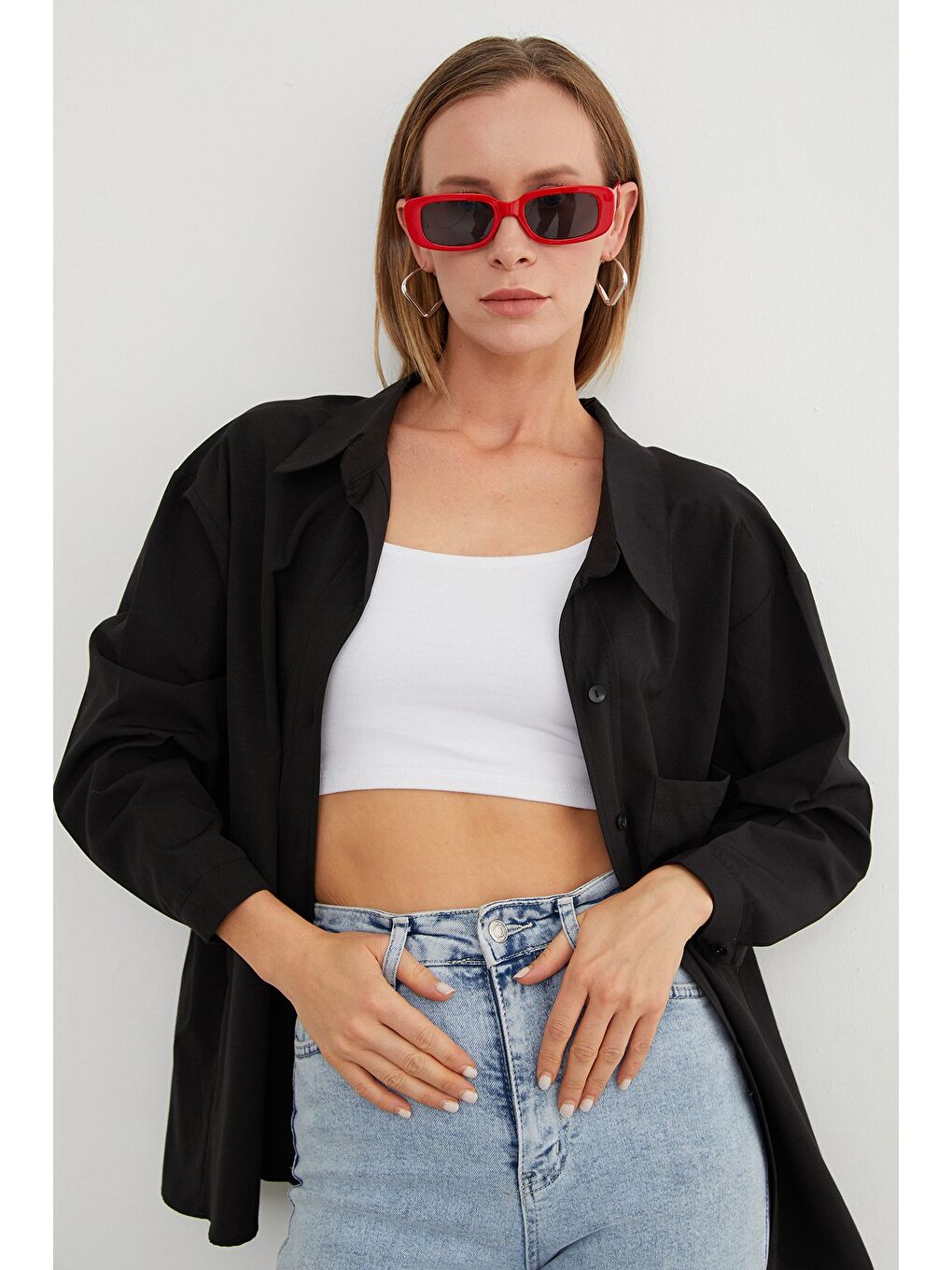 Siyah Basic Tek Cepli Oversize Gömlek-1