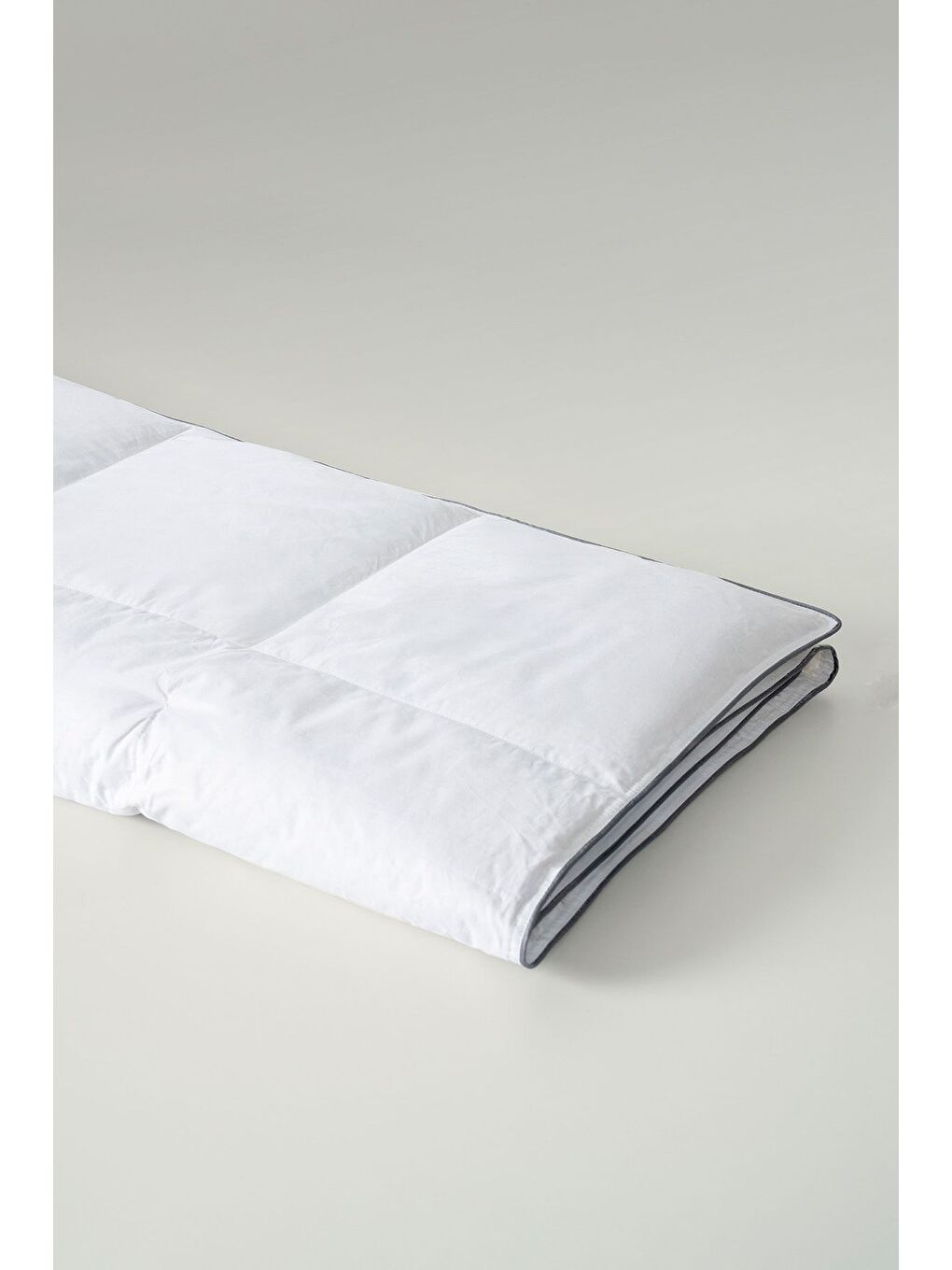 Beyaz Premium Kaz Tüyü Yorgan %70 Gıdık / %30 Sırt – Tek Kişilik (155×215 cm)-2