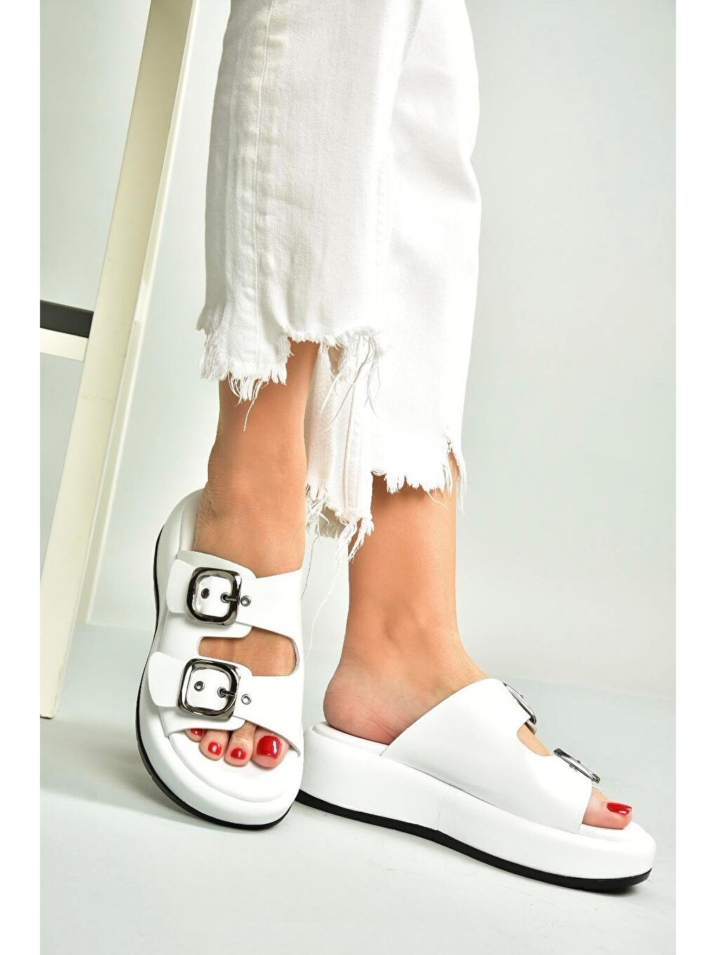 Beyaz Kadın Terlik U2964450-2