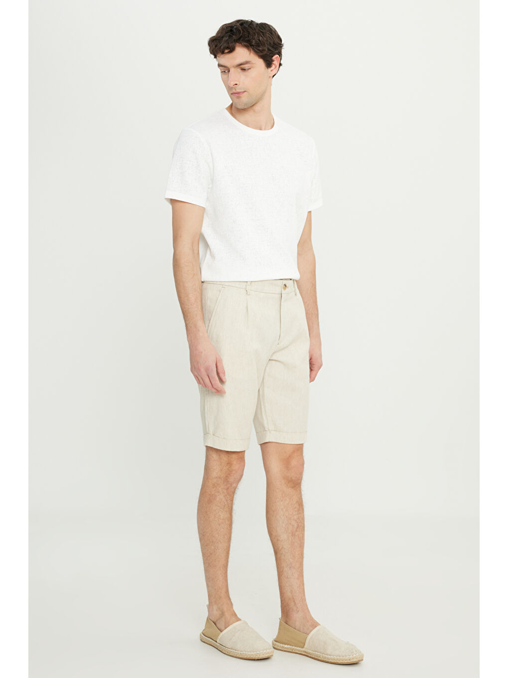 Erkek Bej Yumuşak Dokulu Keten Slim Fit Dar Kesim Beli Bağlamalı Yan Cep Şort-2