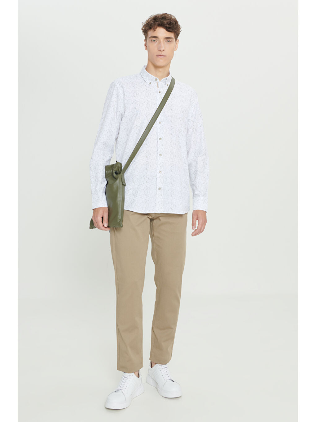 Erkek Beyaz-Haki Slim Fit Dar Kesim Klasik Yaka Pamuklu Armürlü Gömlek-1