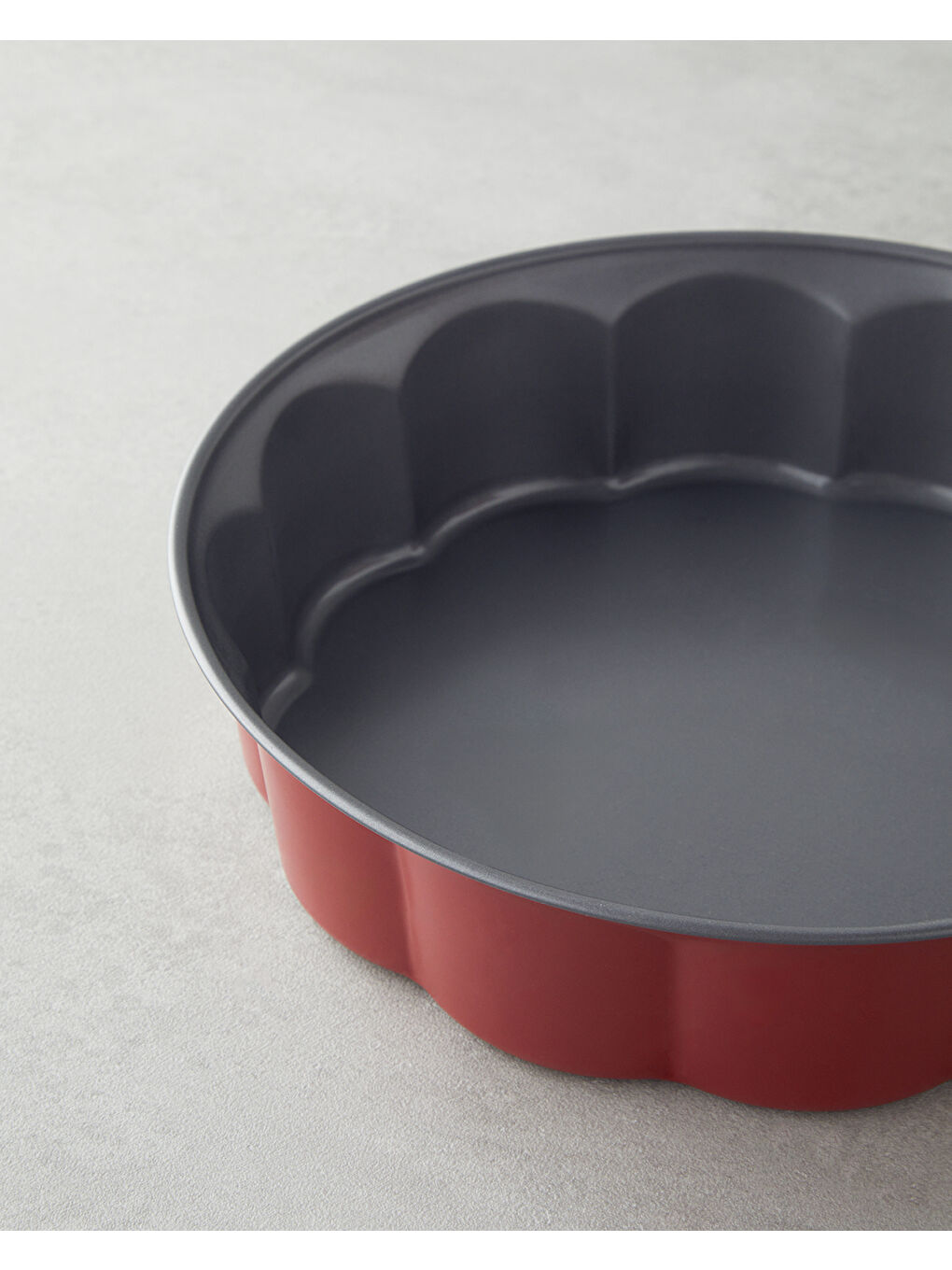 Baker’s Choice Flower Karbon Çelik Kek Kalıbı 26 x 6,8 cm Kırmızı-2