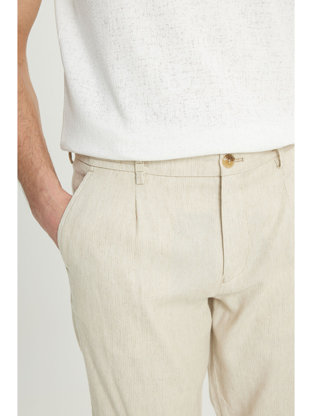 Erkek Bej Yumuşak Dokulu Keten Slim Fit Dar Kesim Beli Bağlamalı Yan Cep Şort-3