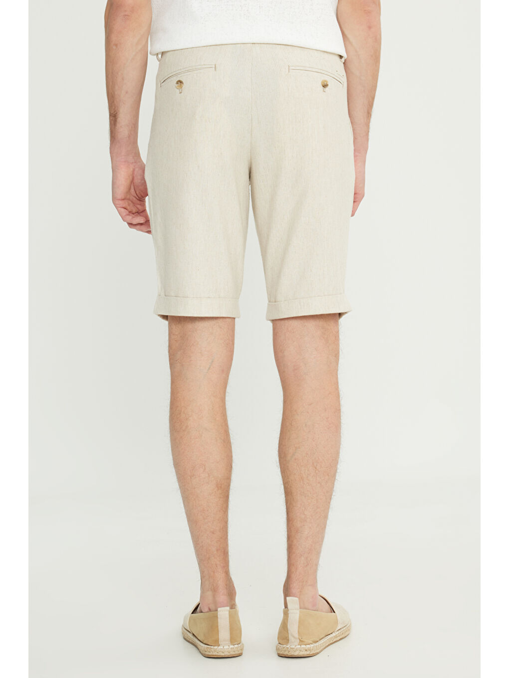 Erkek Bej Yumuşak Dokulu Keten Slim Fit Dar Kesim Beli Bağlamalı Yan Cep Şort-4