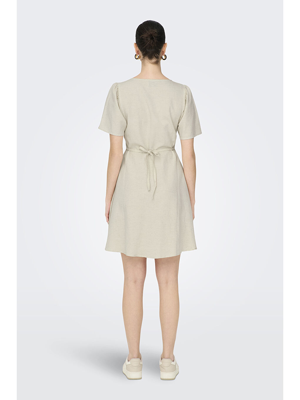 Bej Onlvita Keten Karışımlı Regular Fit V Yaka Kısa Kadın Elbise 15317914-4