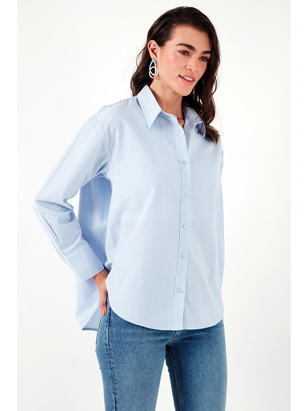 Mavi Pamuklu Regular Fit Önü Kısa Arkası Uzun Oval Kesim Gömlek Cf25S163867-5