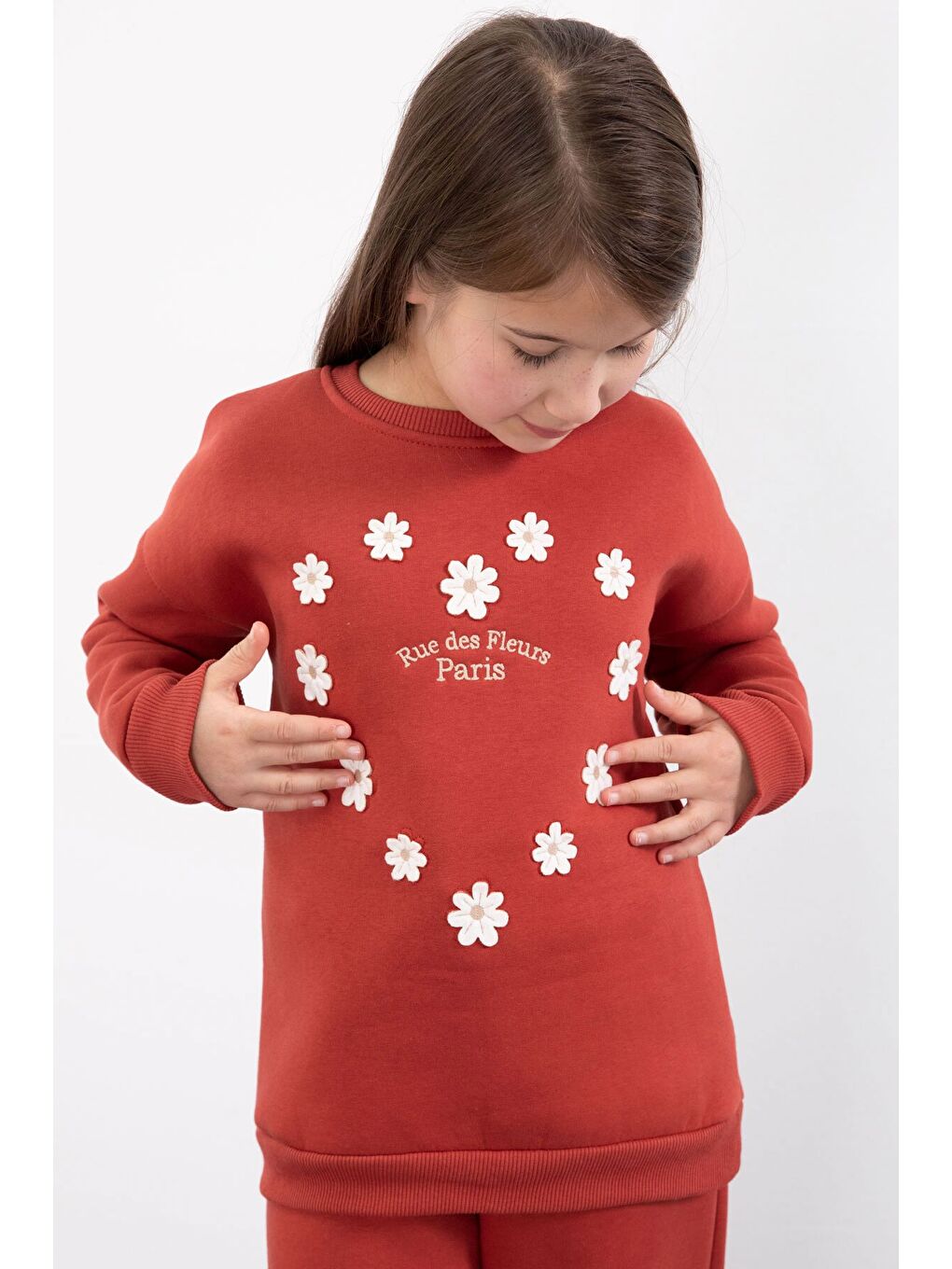 Kahverengi Kiremit Çiçek Nakışlı Şardonlu Kız Çocuk Geniş Paça Eşofman Takımı 23348-2