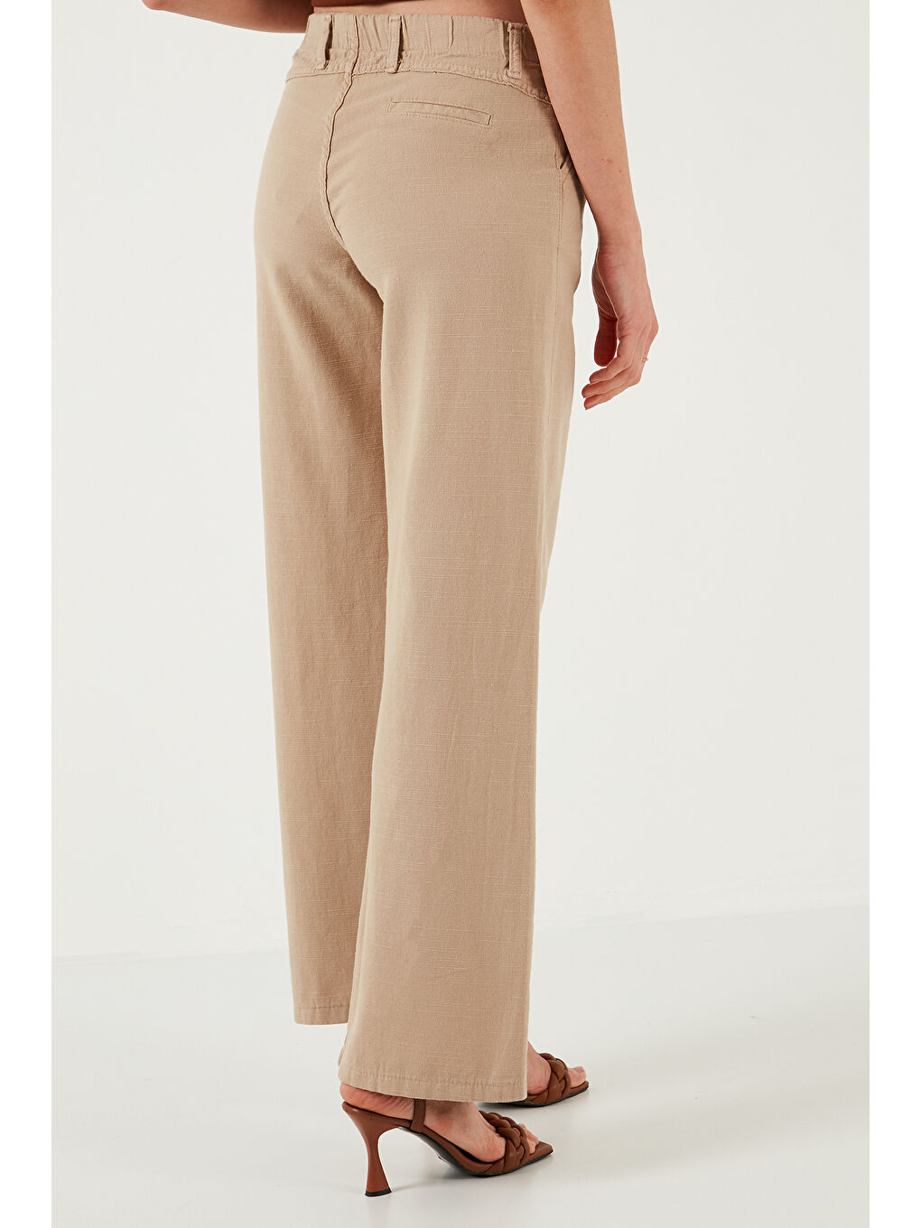 Sarı Pamuklu Standart Fit Yüksek Bel Geniş Paça Pantolon 668Yp5193-6