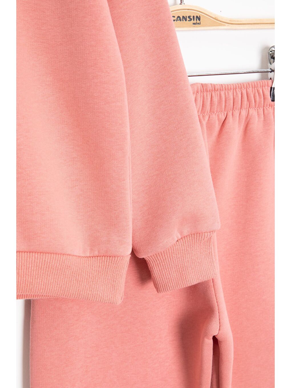 Pembe Somon Gülenyüz Nakışlı Şardonlu Kız Çocuk Eşofman Takımı 23360-2