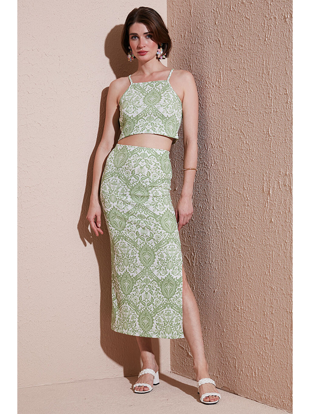 Yeşil Slim Fit İp Askılı Yırtmaçlı Midi Alt-Üst Takım 5869021-1