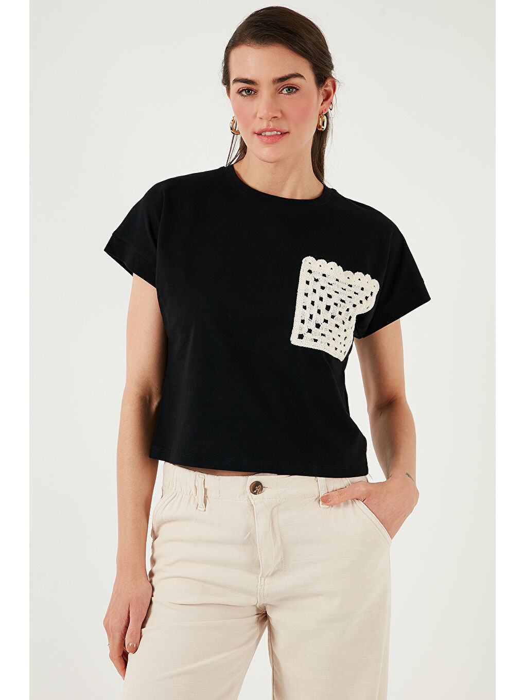 Siyah Pamuklu Tek Cepli Regular Fit Bisiklet Yaka T Shirt 5865818-3