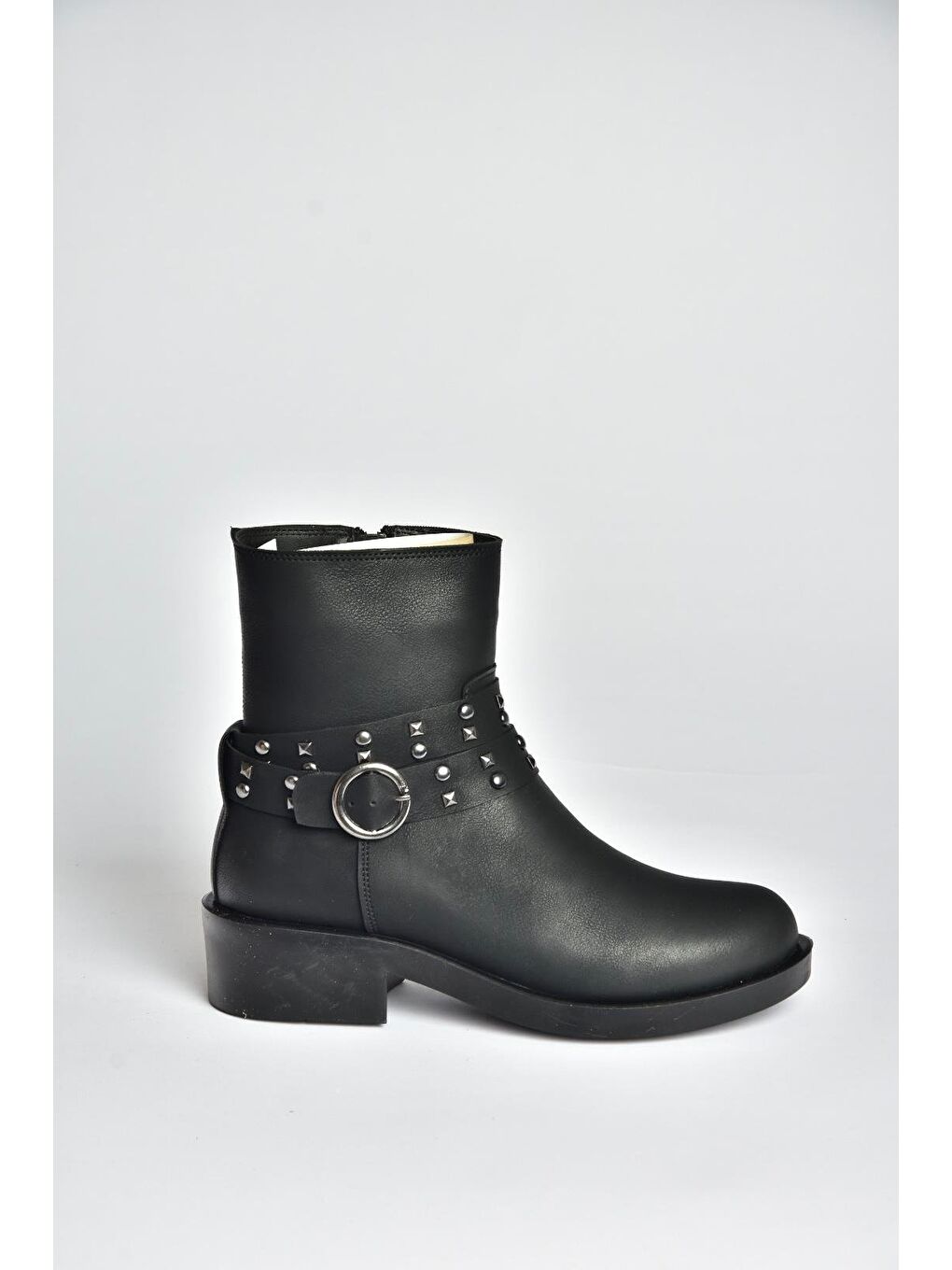 Siyah Kadın Bot V674121209-1