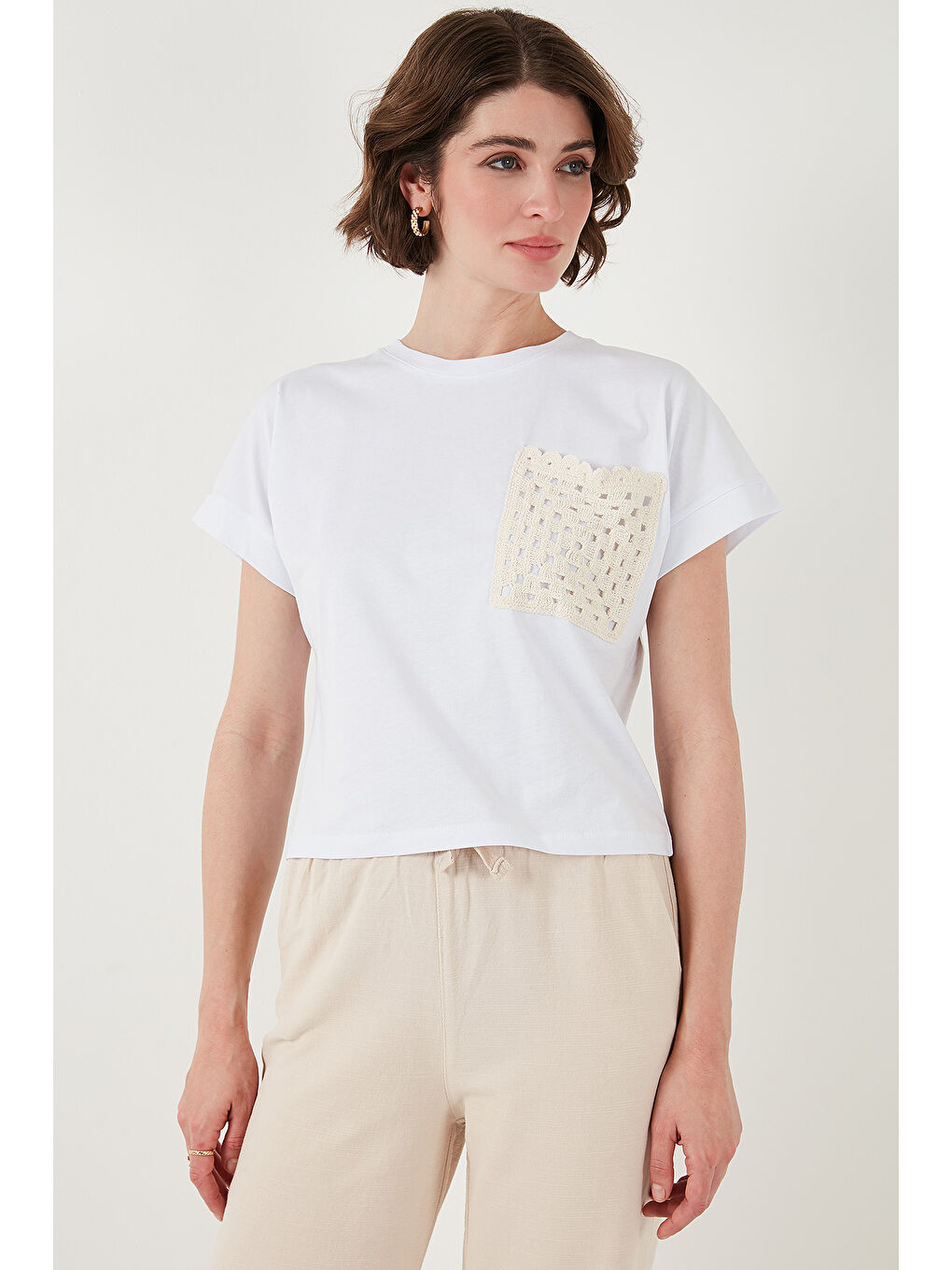 Beyaz Pamuklu Tek Cepli Regular Fit Bisiklet Yaka T Shirt 5865818-4