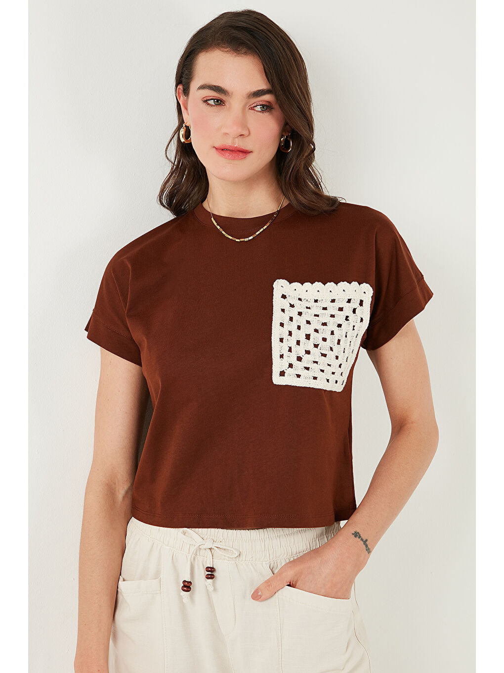 Kahverengi Pamuklu Tek Cepli Regular Fit Bisiklet Yaka T Shirt 5865818-3