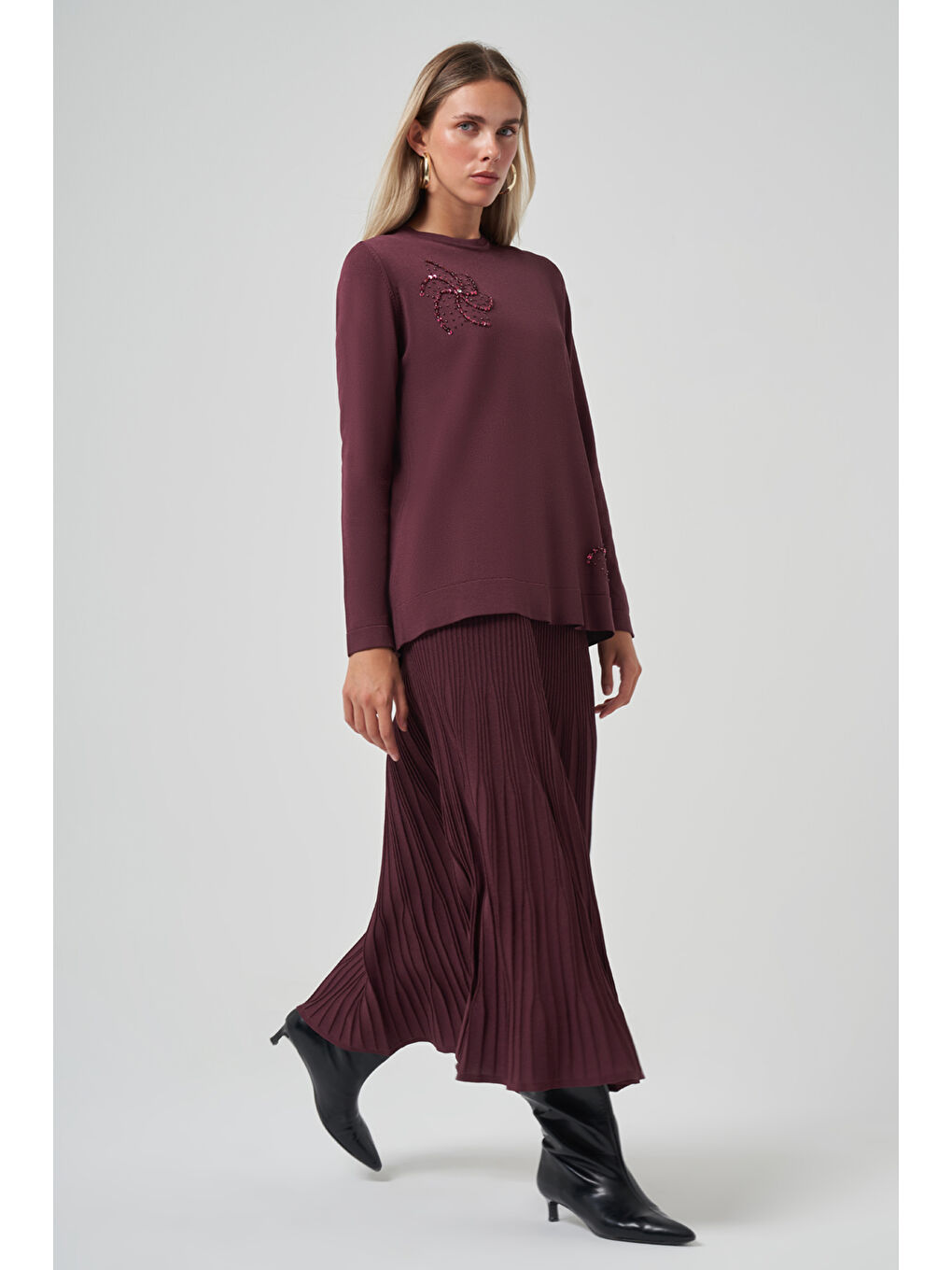 Kırmızı Taş Detay Etekli Triko Takım 1352 Vişne-3