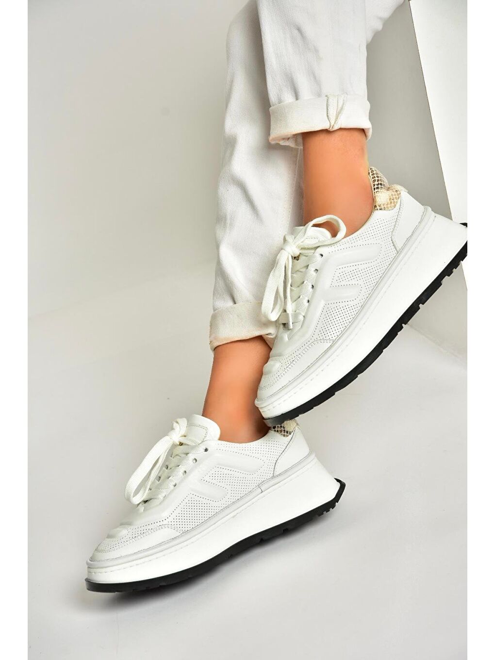 Beyaz Kadın Sneaker U5556056