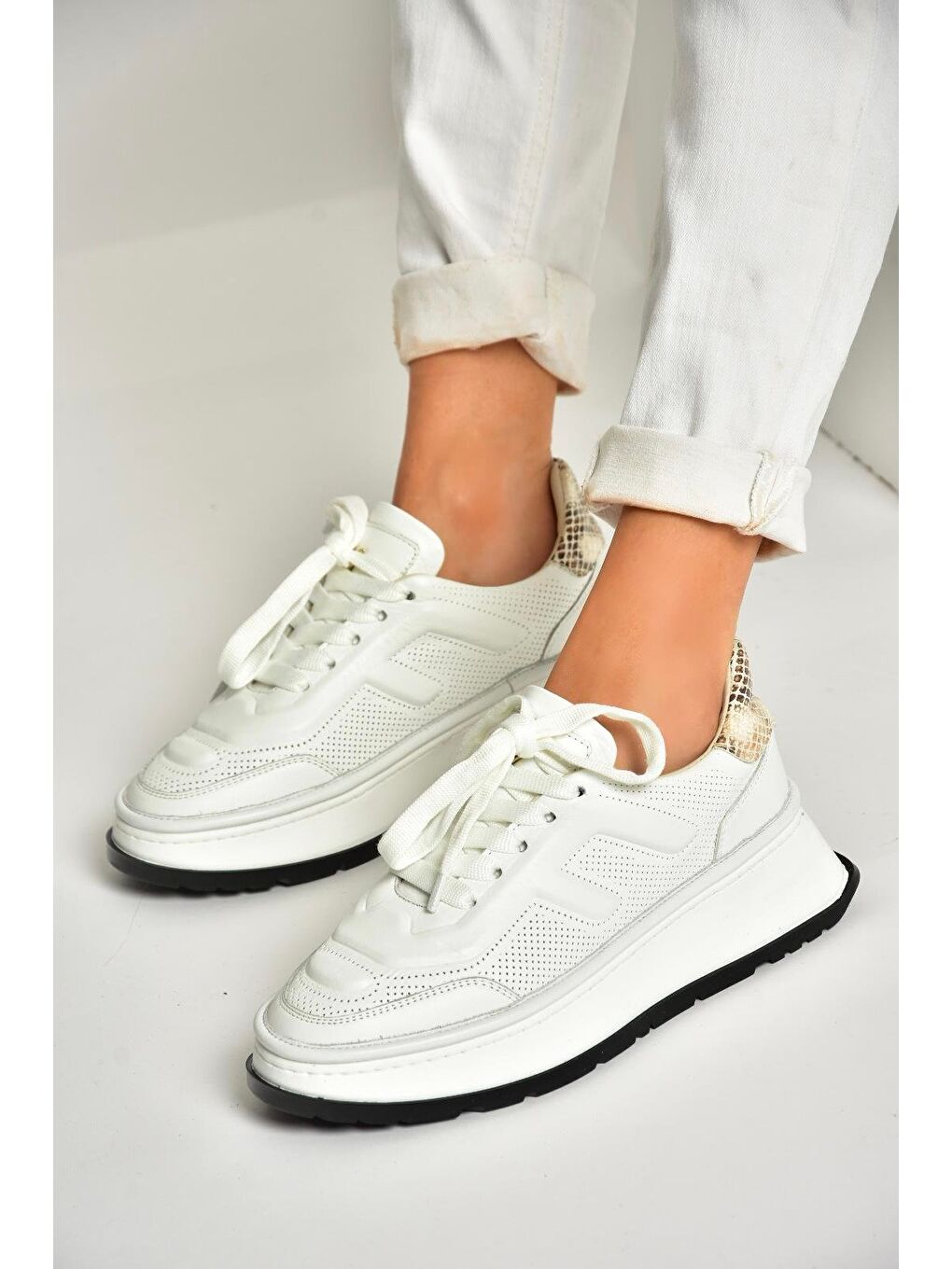 Beyaz Kadın Sneaker U5556056-2