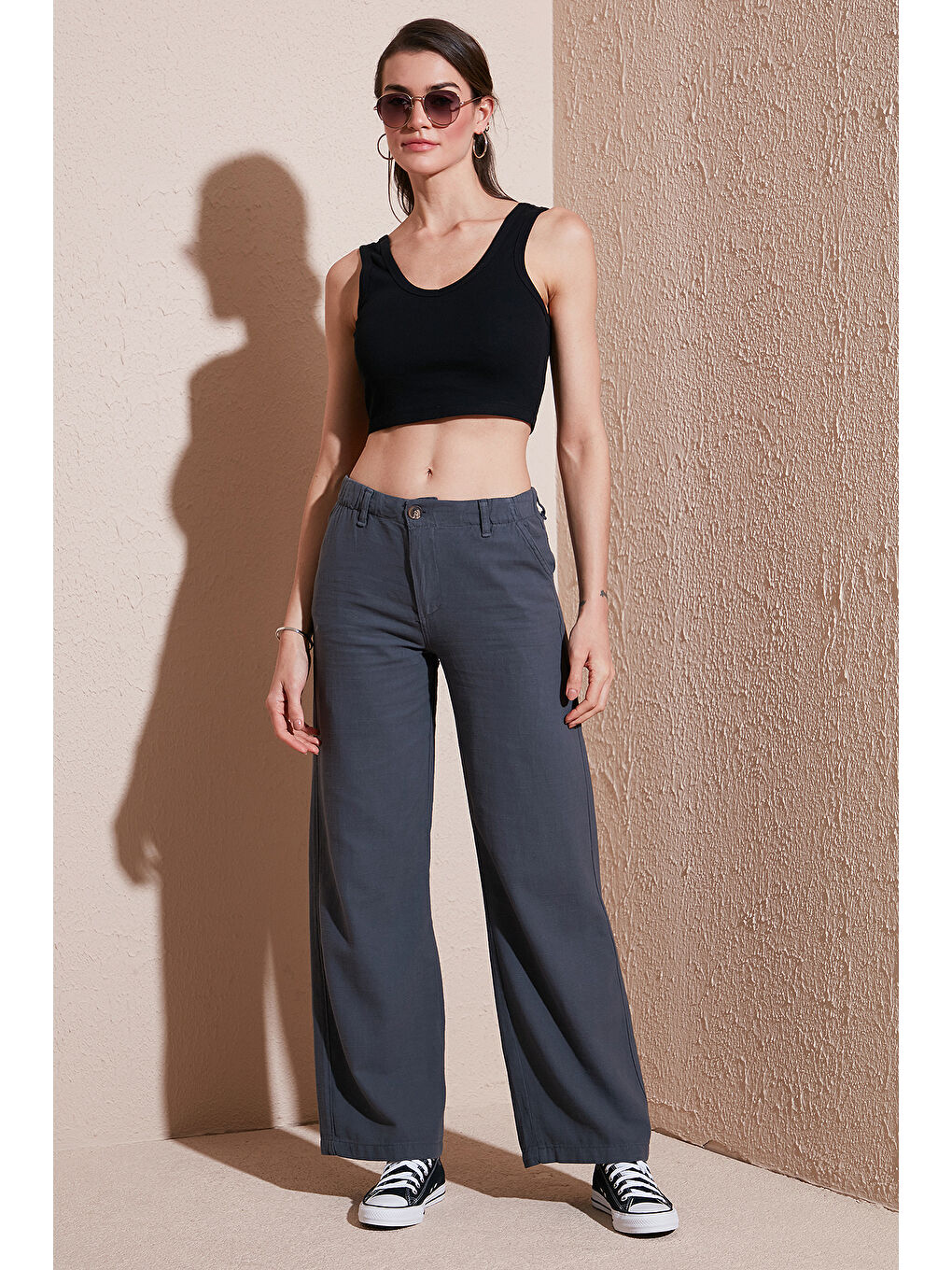 Antrasit Pamuklu Standart Fit Yüksek Bel Geniş Paça Pantolon 668Yp5193