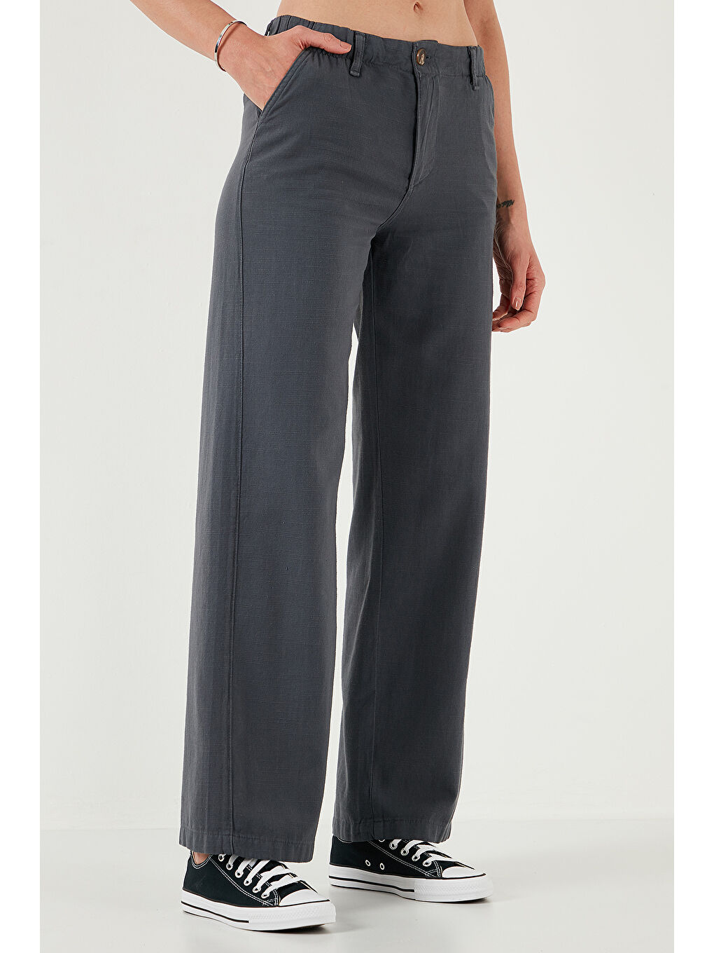 Antrasit Pamuklu Standart Fit Yüksek Bel Geniş Paça Pantolon 668Yp5193-2