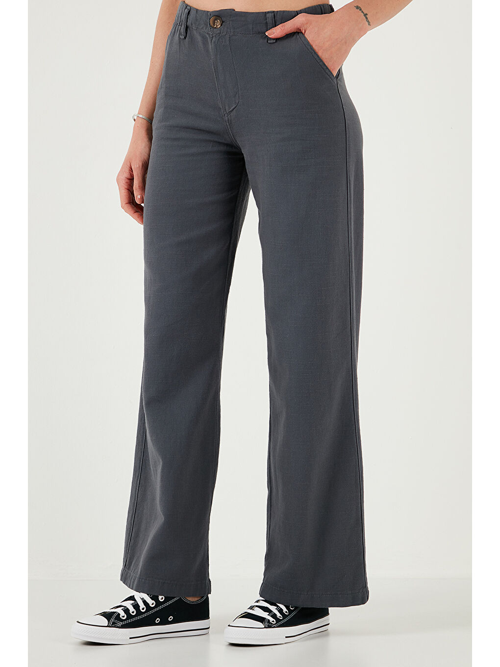 Antrasit Pamuklu Standart Fit Yüksek Bel Geniş Paça Pantolon 668Yp5193-3