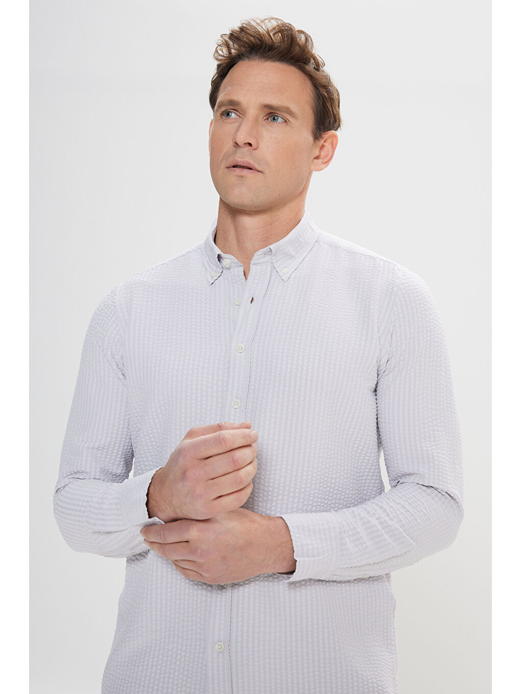 Bej Erkek Taş Slim Fit Dar Kesim Keten Görünümlü Gofre Desenli Düğmeli Yaka Gömlek-2