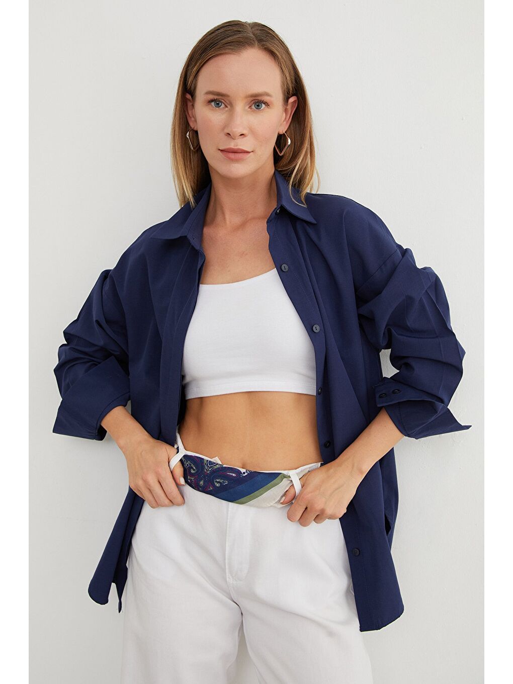 Lacivert Basic Yırtmaçlı Oversize Gömlek