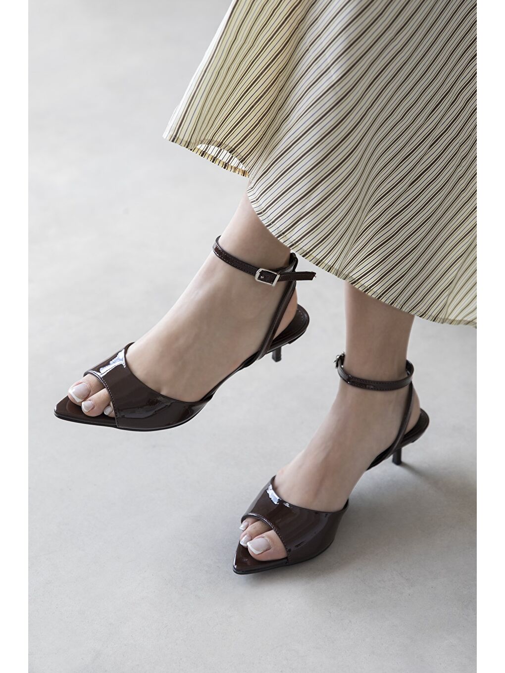 Kahverengi Noah Kadın Topuklu Rugan Sandalet Kahve-1