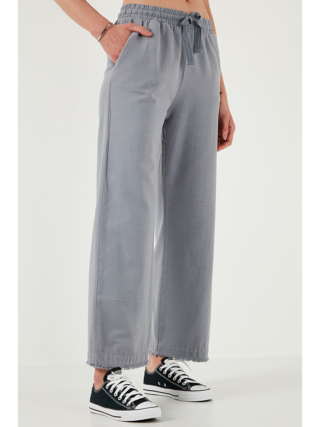 Gri Pamuklu Relaxed Fit Yüksek Bel Geniş Paça Pantolon 668Yp5275-2