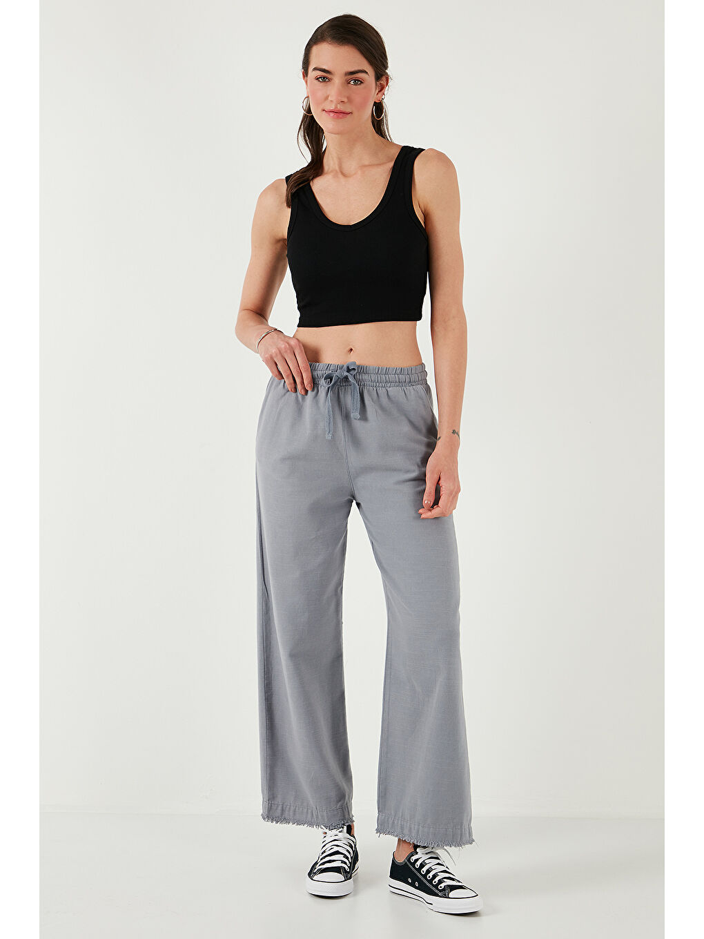 Gri Pamuklu Relaxed Fit Yüksek Bel Geniş Paça Pantolon 668Yp5275-4