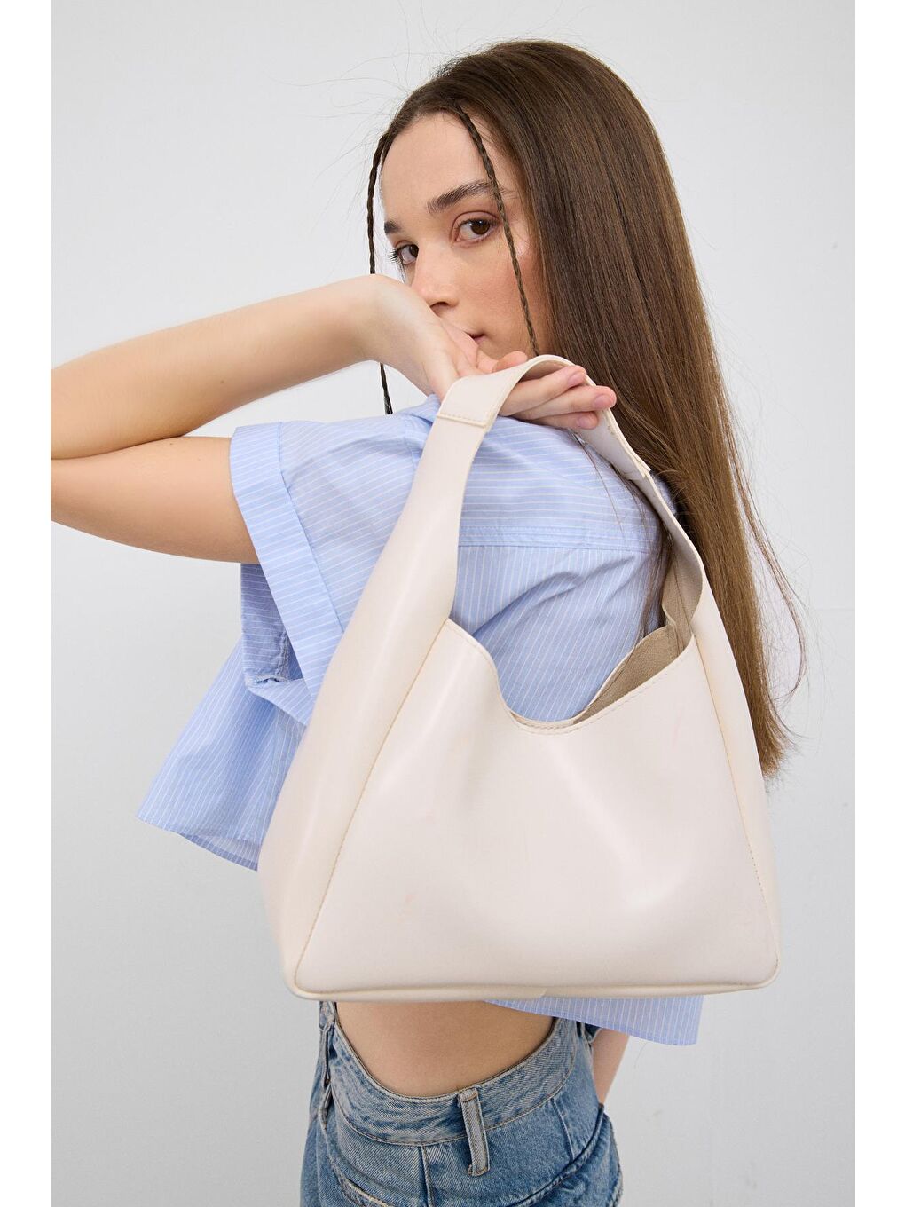 Ekru Mono Yavrulu Omuz Çantası Krem-1