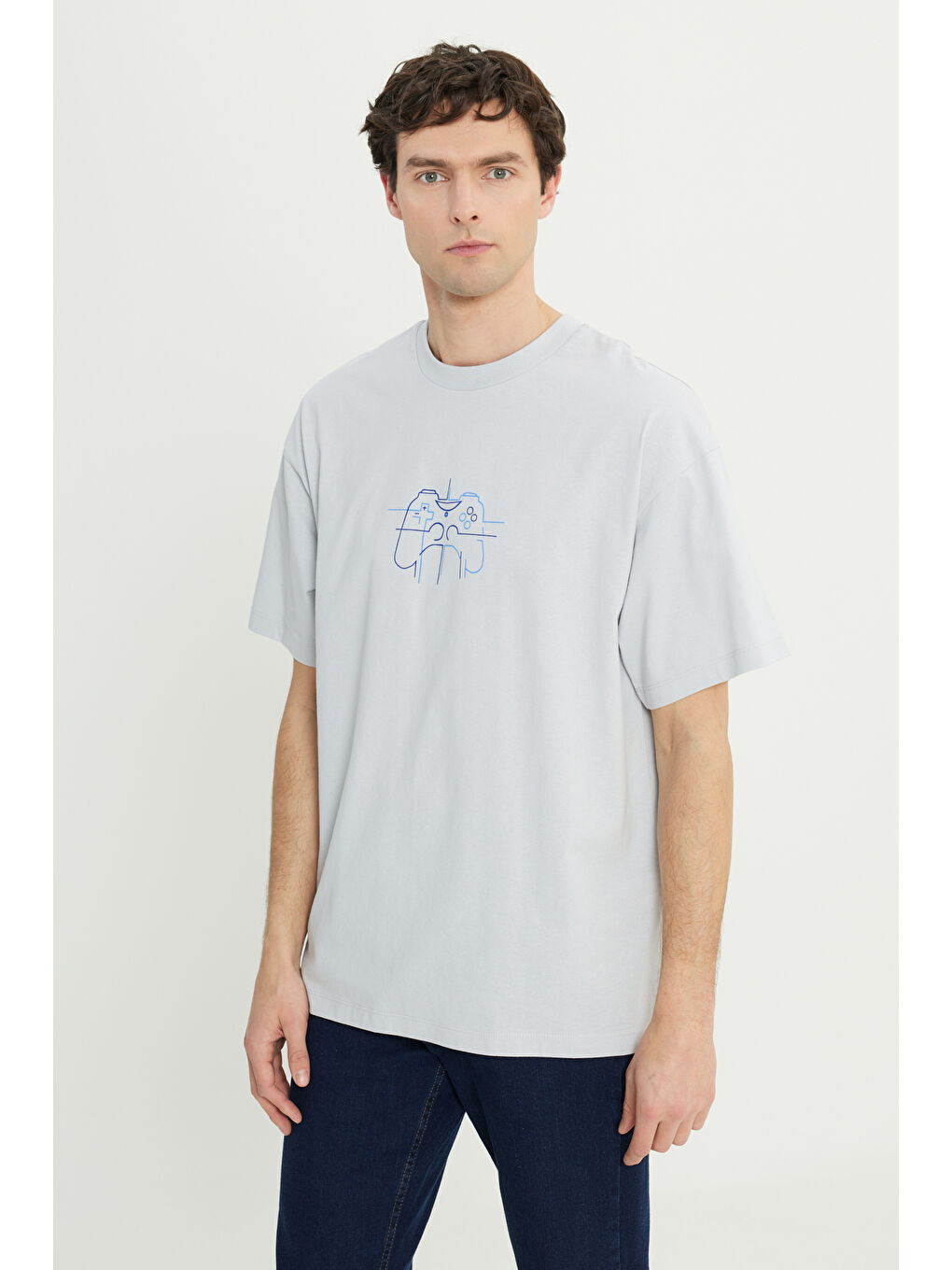 Erkek Gri %100 Pamuk Oversize Fit Rahat Kesim Bisiklet Yaka Baskılı Tişört