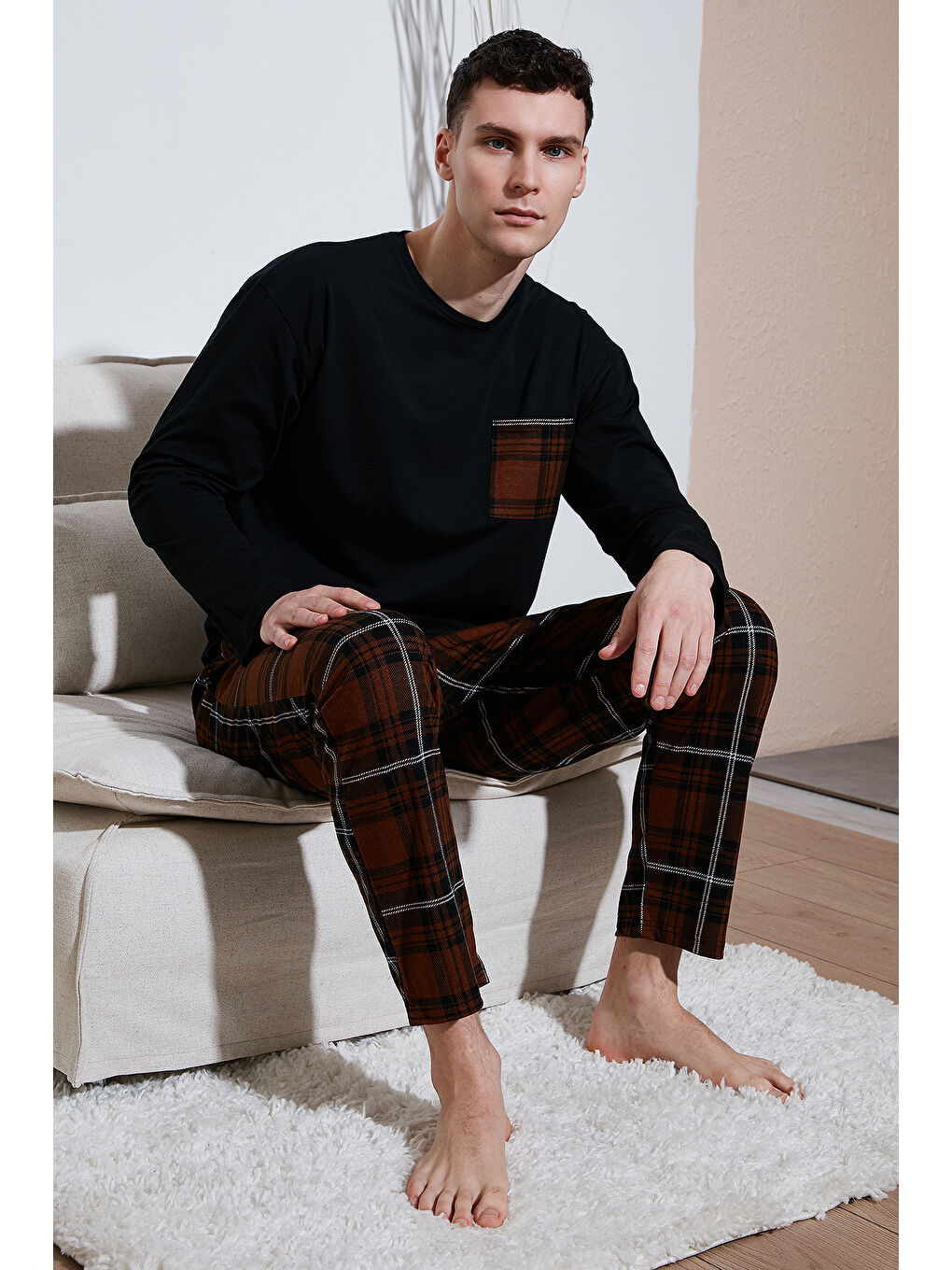 Siyah Ekoseli Cepli Beli Lastikli % 100 Pamuk Regular Fit Erkek Pijama Takımı 6572001