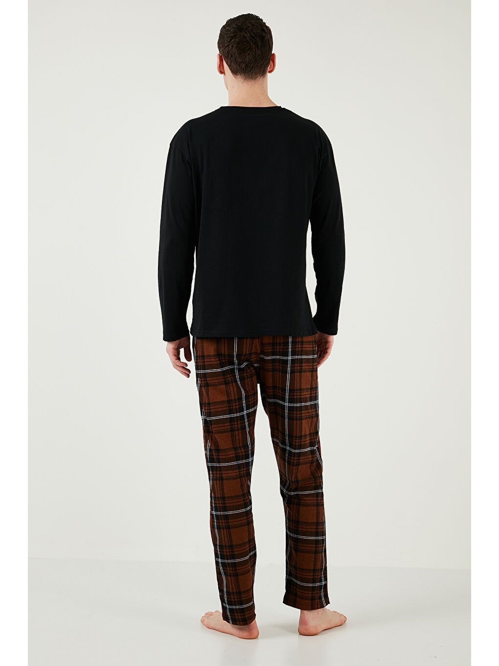 Siyah Ekoseli Cepli Beli Lastikli % 100 Pamuk Regular Fit Erkek Pijama Takımı 6572001-6