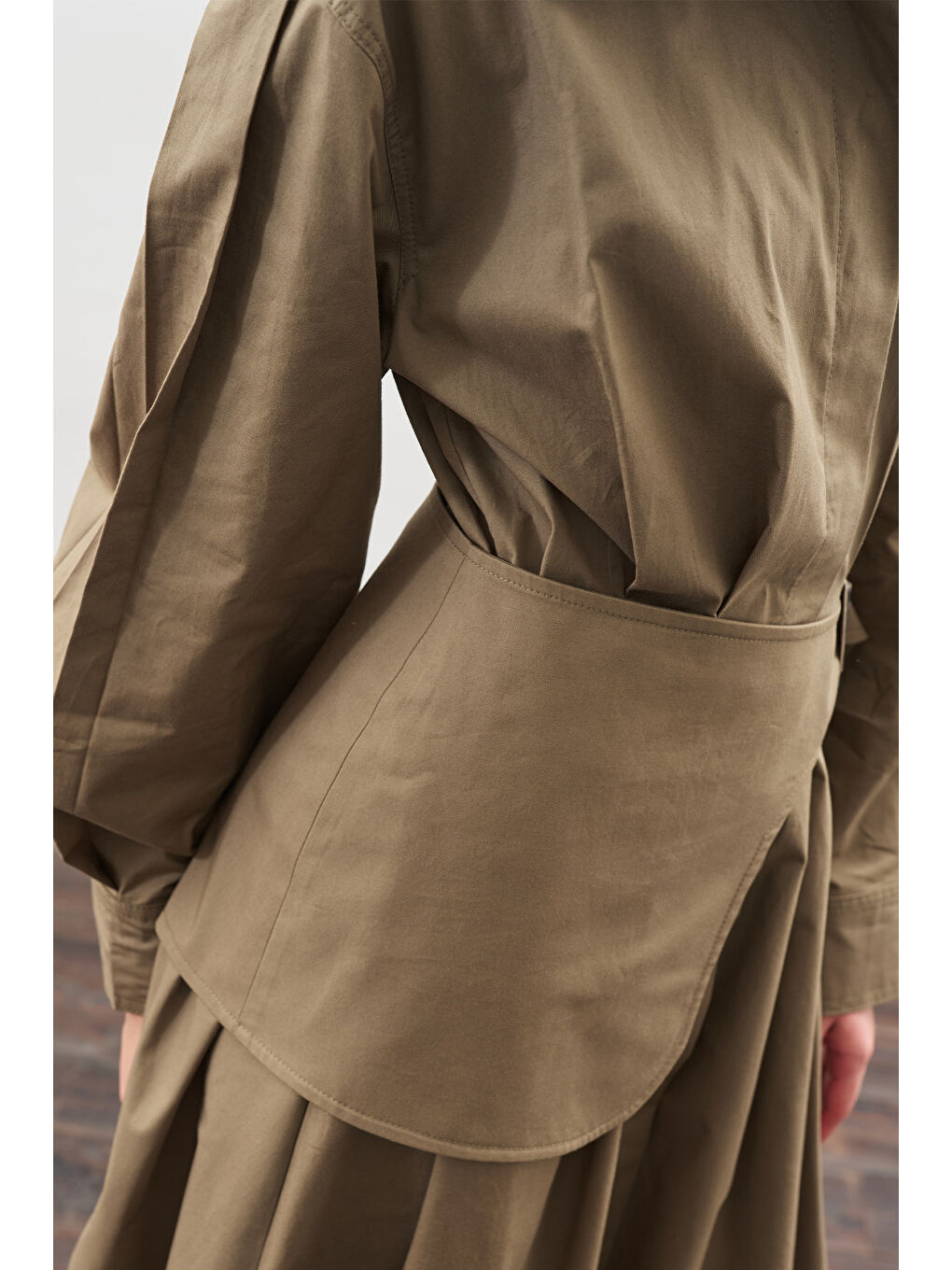 Kemer Detaylı Pileli Elbise Haki-3