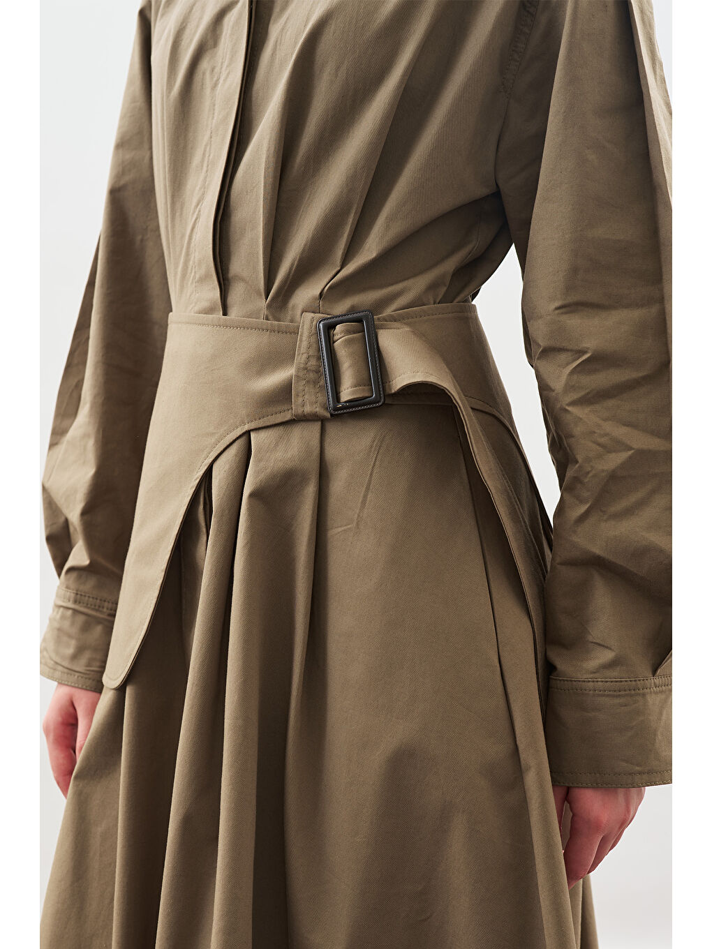 Kemer Detaylı Pileli Elbise Haki-4