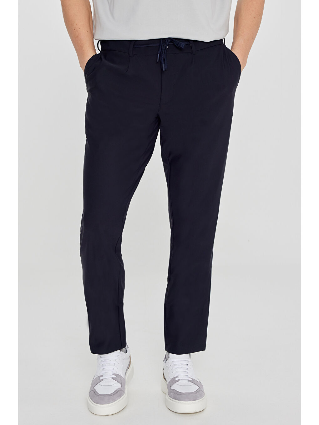 Erkek Lacivert Relax Fit Rahat Kesim Yan Cepli Beli Lastikli Takım Elbise Pantolonu