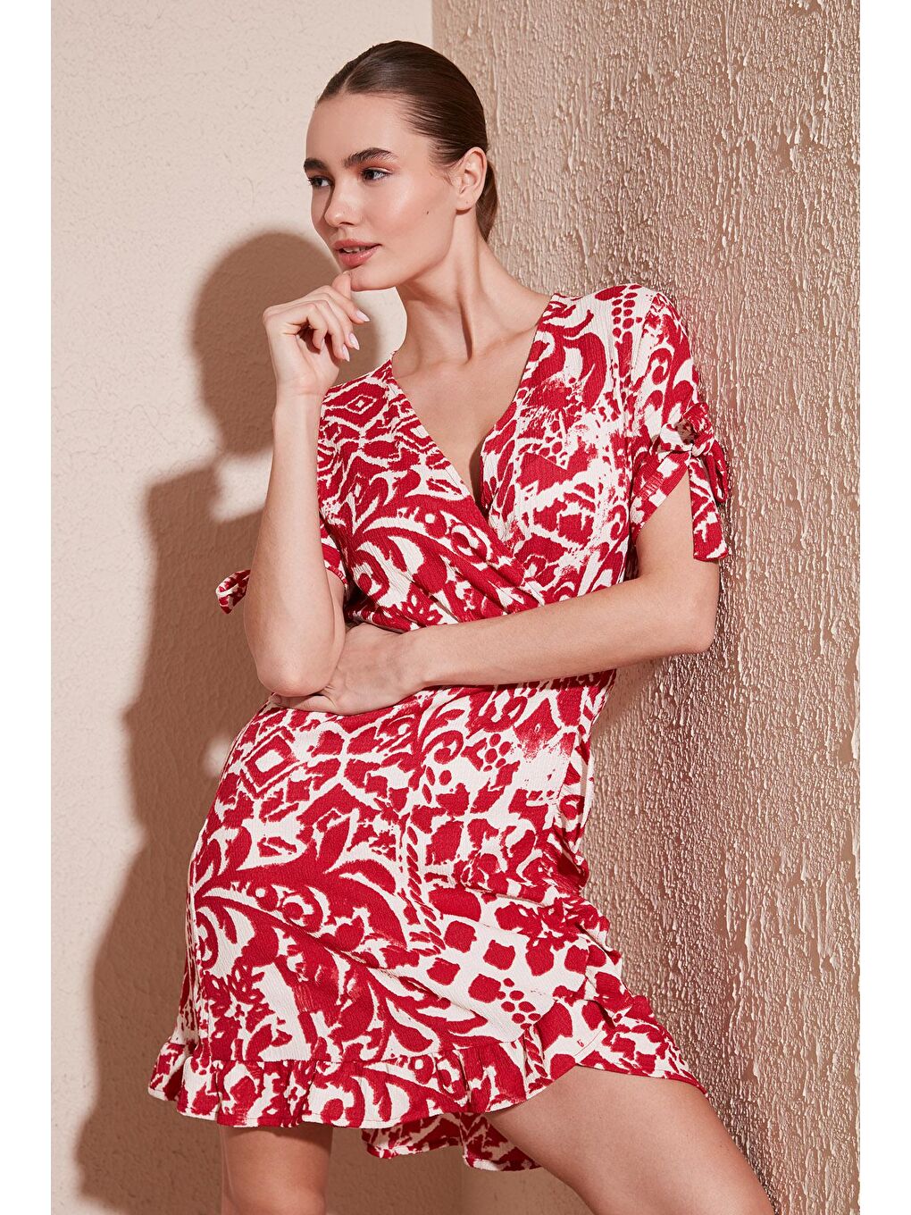 Bordo Desenli Regular Fit Kruvaze Yaka Mini Elbise 5865725-1