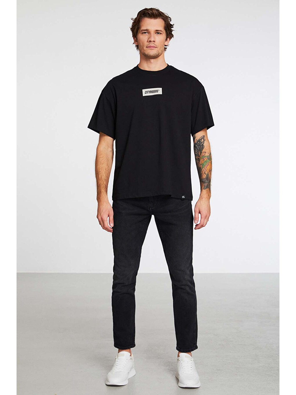 Inventıon Erkek %100 Organik Pamuklu Kalın Dokulu Baskı Detaylı Oversize Siyah T-shirt-4