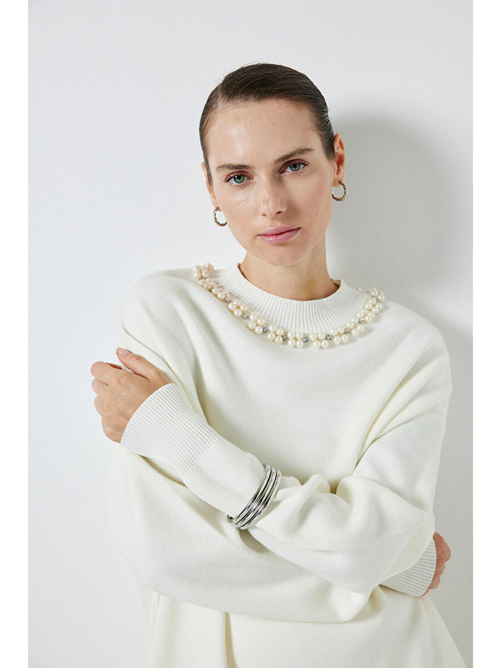 Ekru Yakası İncili Kazak-2