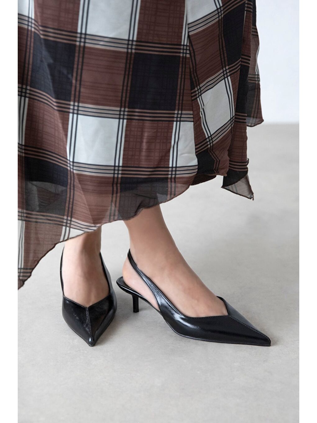 Orla Kadın Topuklu Kırışık Deri Ayakkabı Siyah-1