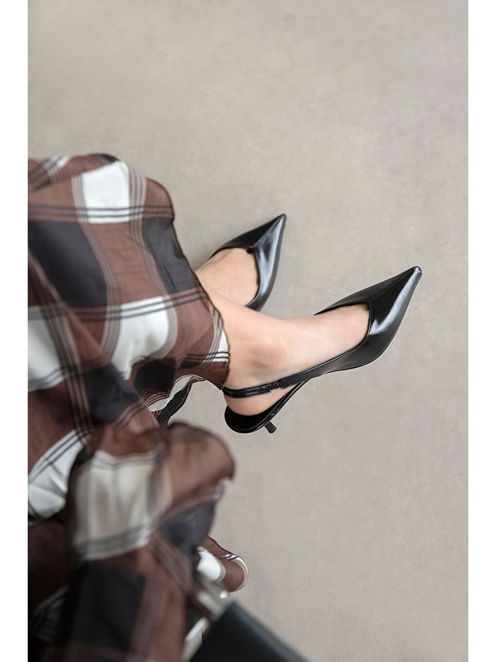 Orla Kadın Topuklu Kırışık Deri Ayakkabı Siyah-2